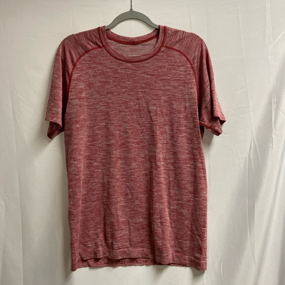 Lululemon Get Outside Get Sweaty Vent Tee Red Size Medium - Picture 1 of 5